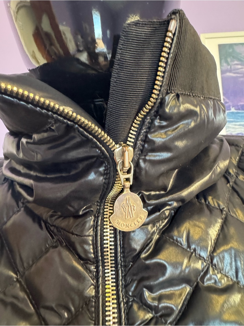 Moncler Black Quilted Diamond-Pattern Puffer Jacket with Gold Zips - Picture 7 of 16